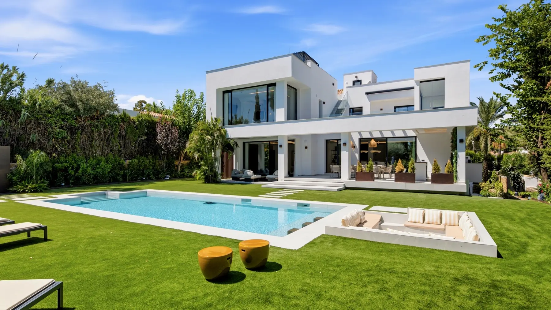 Fotografía inmobiliaria en Estepona: qué contenido necesita cada tipo de propiedad