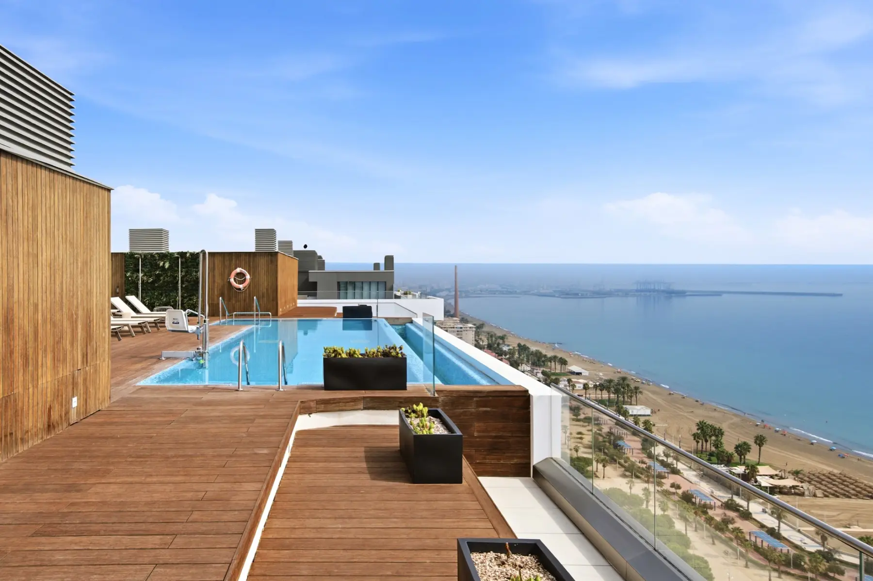 Fotografía para promociones de obra nueva en la Costa del Sol: qué contenido necesita un lanzamiento